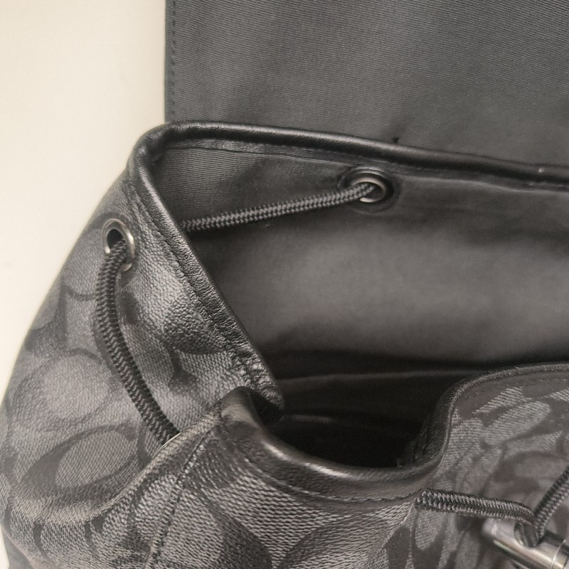 來囉‼️來囉‼️雙11優惠上車囉🚒超狂降價只到11/11🎁㊣✨COACH✨蔻馳 黑色 老花 皮革 掀蓋 抽繩 後背包/二手包/二手精品🌳二手樹屋🌳-40