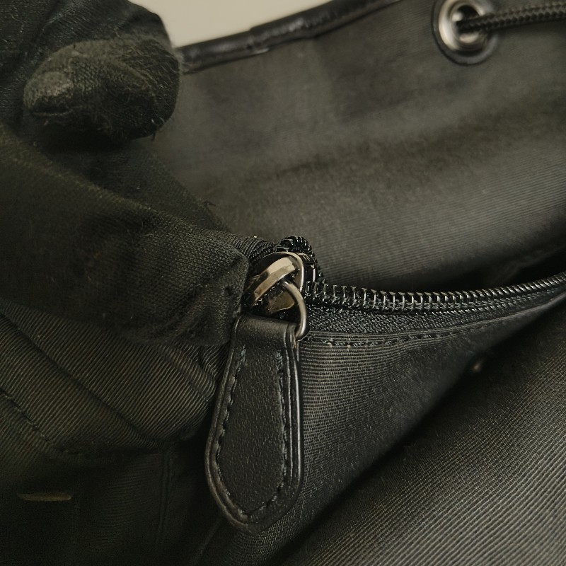 來囉‼️來囉‼️雙11優惠上車囉🚒超狂降價只到11/11🎁㊣✨COACH✨蔻馳 黑色 老花 皮革 掀蓋 抽繩 後背包/二手包/二手精品🌳二手樹屋🌳-47