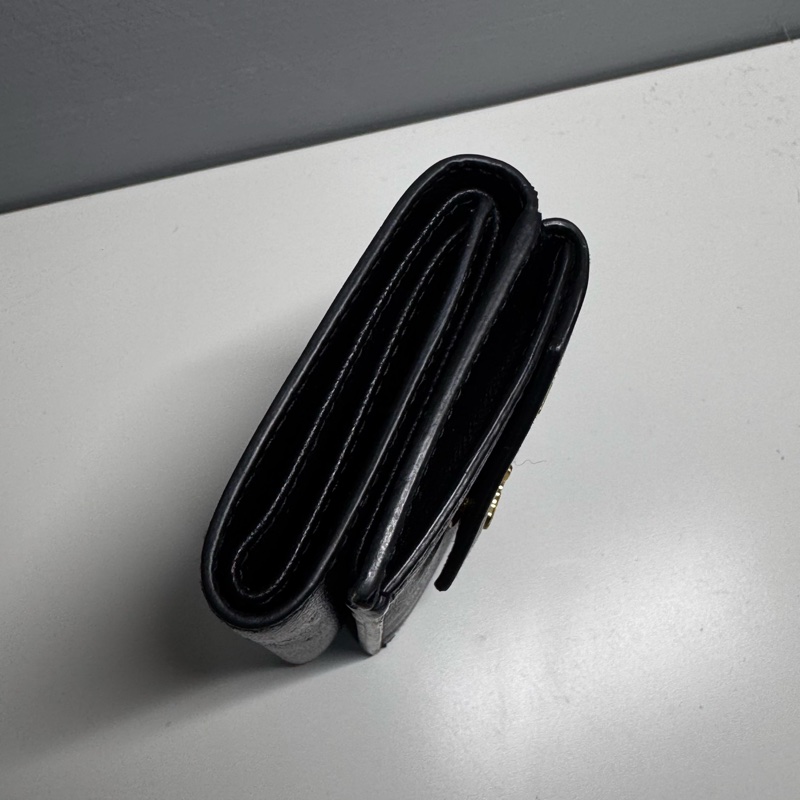 PRADA 黑色迷你防刮三折短夾皮夾錢包-2