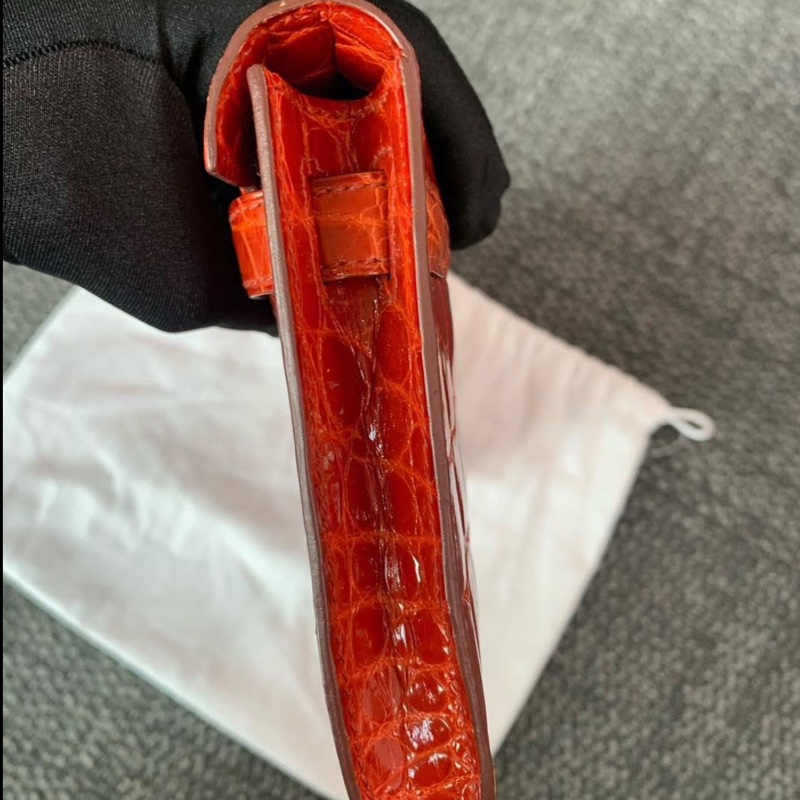 Kelly cut crocodile Color D5 T stamp ghw-2