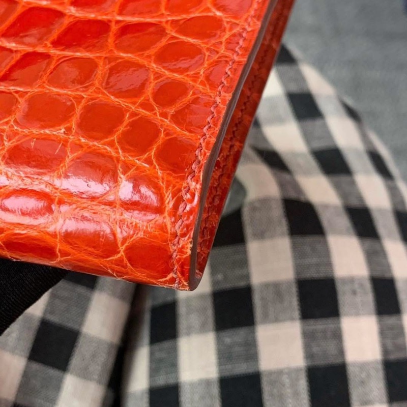 Kelly cut crocodile Color D5 T stamp ghw-7