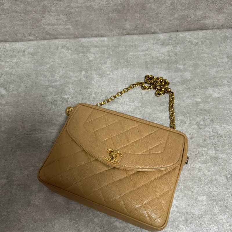 正品 稀有Chanel vintage 雕花logo金球荔枝皮方包-1