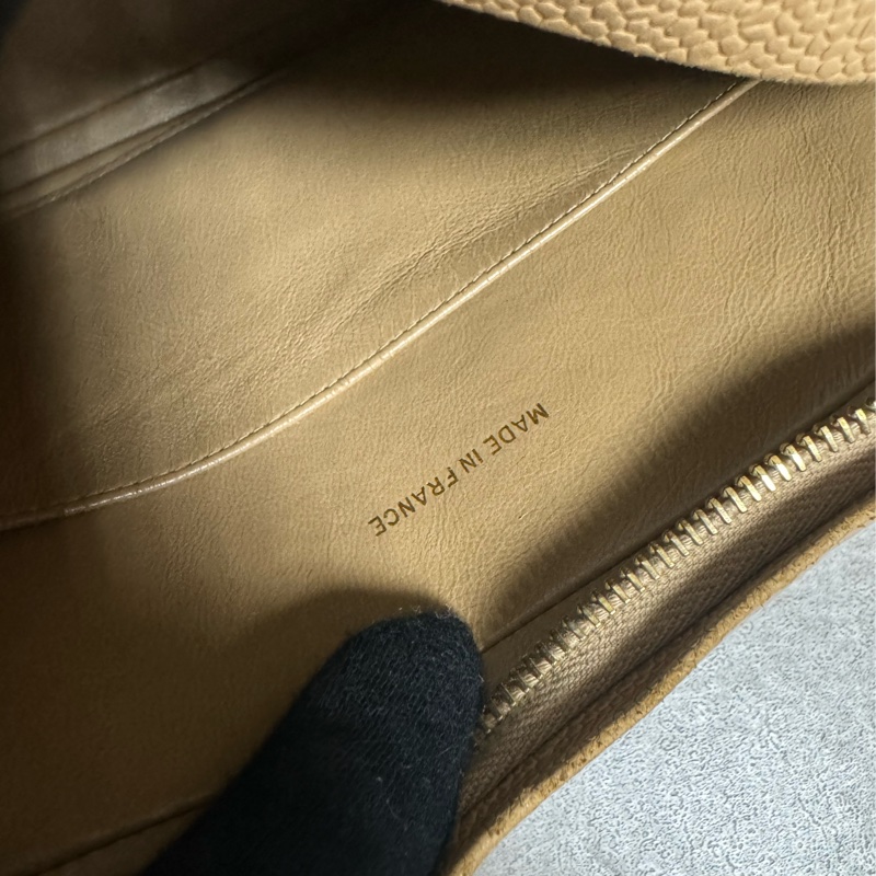 正品 稀有Chanel vintage 雕花logo金球荔枝皮方包-17