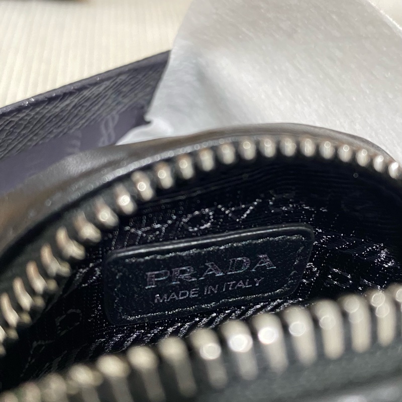 Prada 黑色 小羊皮 小手包 手環包 臂包 pouch-5