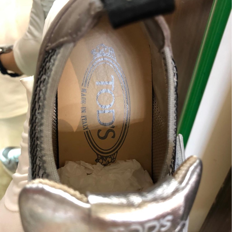TOD’S sneaker‘s Size ard: 35-2
