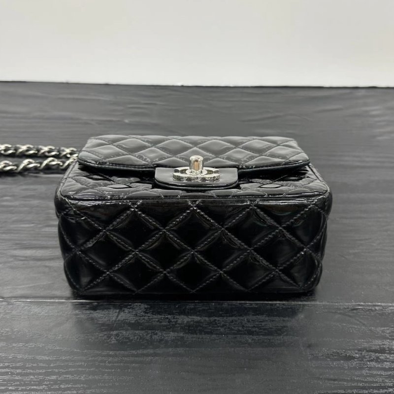 CHANEL 黑銀漆皮方胖子肩背斜背包 16*13*7.5 98新配件塵袋-4