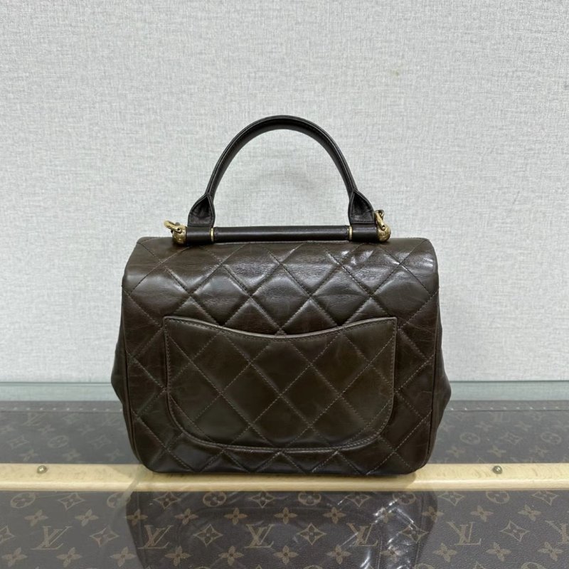 CHANEL 橄欖綠金扣手提斜背包24*19*9 98新配件塵袋-5