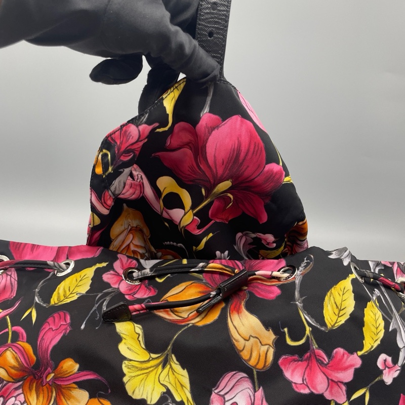 Prada 普拉達尼龍花卉雙肩包 後背包-7