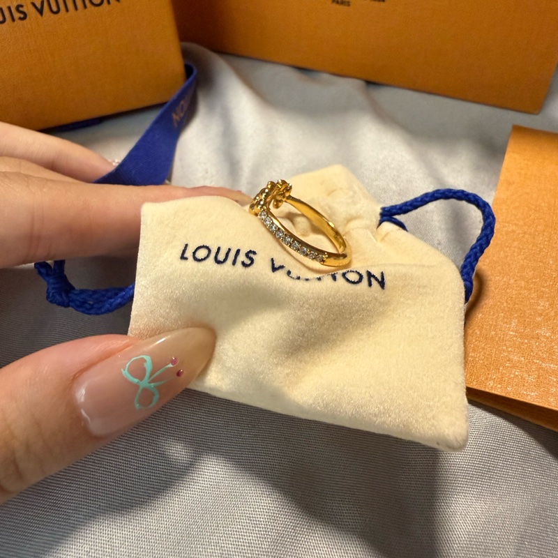 LV新款戒指💍台南專櫃購入-4