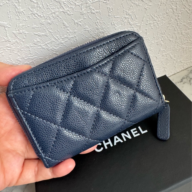 Chanel 深藍荔枝紋ㄇ拉零錢包-1