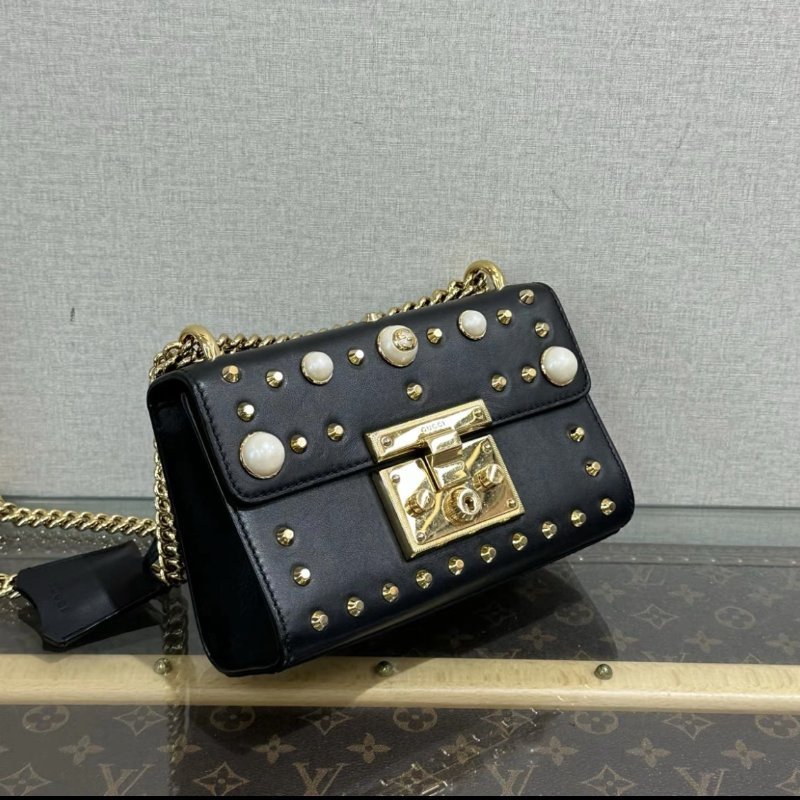 Gucci Padlock黑金珍珠卯釘肩背斜背鏈條包 20*12.5*8 98新-1