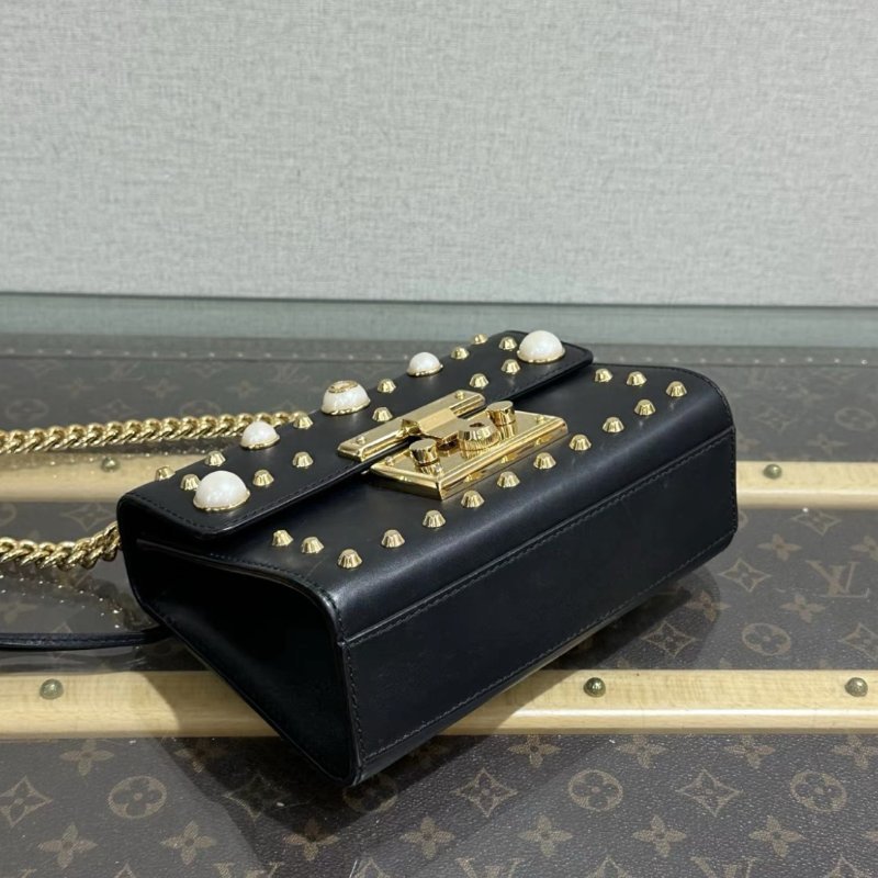 Gucci Padlock黑金珍珠卯釘肩背斜背鏈條包 20*12.5*8 98新-5