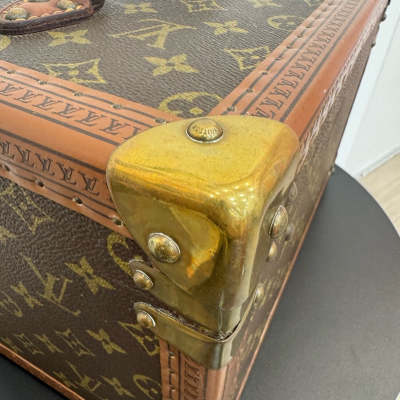 Louis Vuitton 古董硬殼手提化妝箱-12