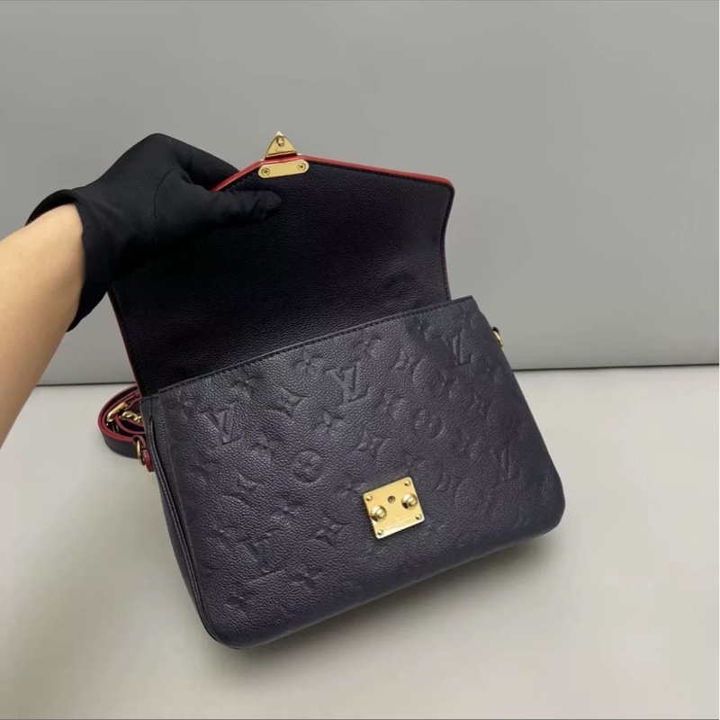 🈶購證🤩Lv深藍純皮壓紋金扣郵差包手提斜挎包-9