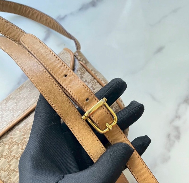 🏷️ Celine 凱旋門斜背包-19