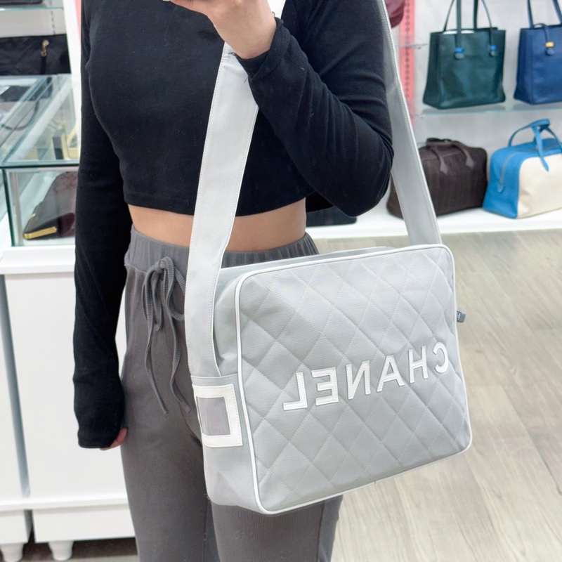 Chanel 方牌運動包-2