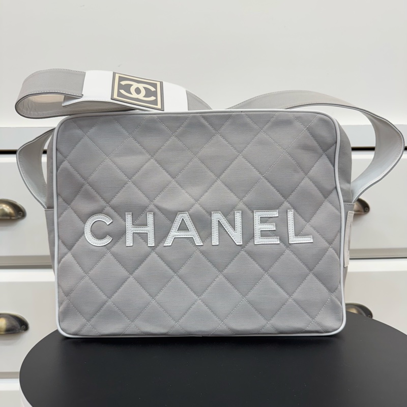 Chanel 方牌運動包-3