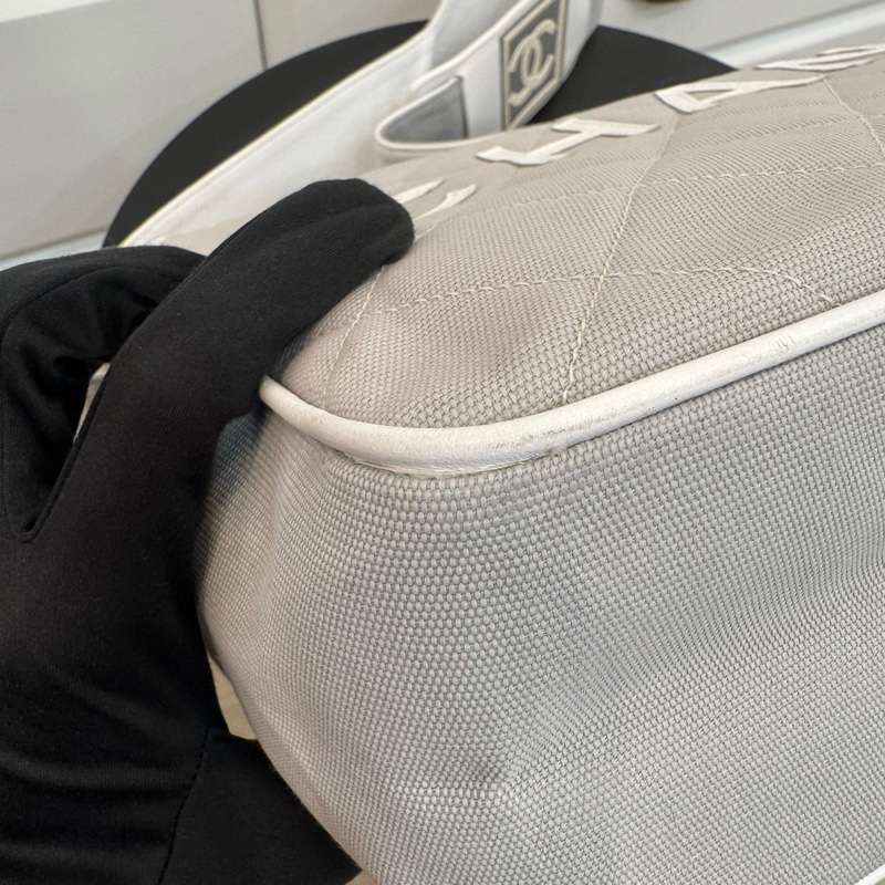 Chanel 方牌運動包-8