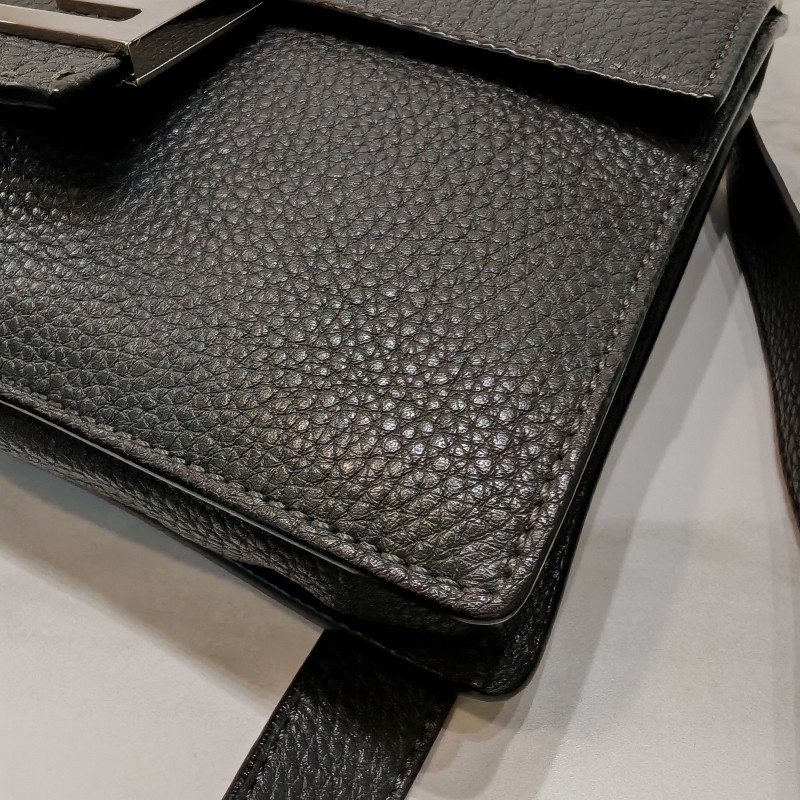 Fendi Baguette-11