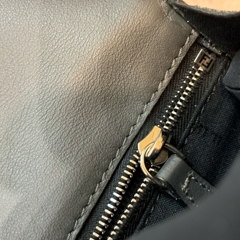 Fendi Baguette-20