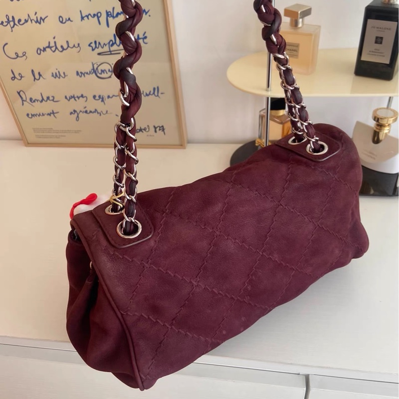 ✨4萬5帶走✨香奈兒機場包✨Chanel 香奈兒 勃艮第酒紅麂皮 機場包｜麻花鏈肩背/斜背 🈶標 近新 含盒袋-6