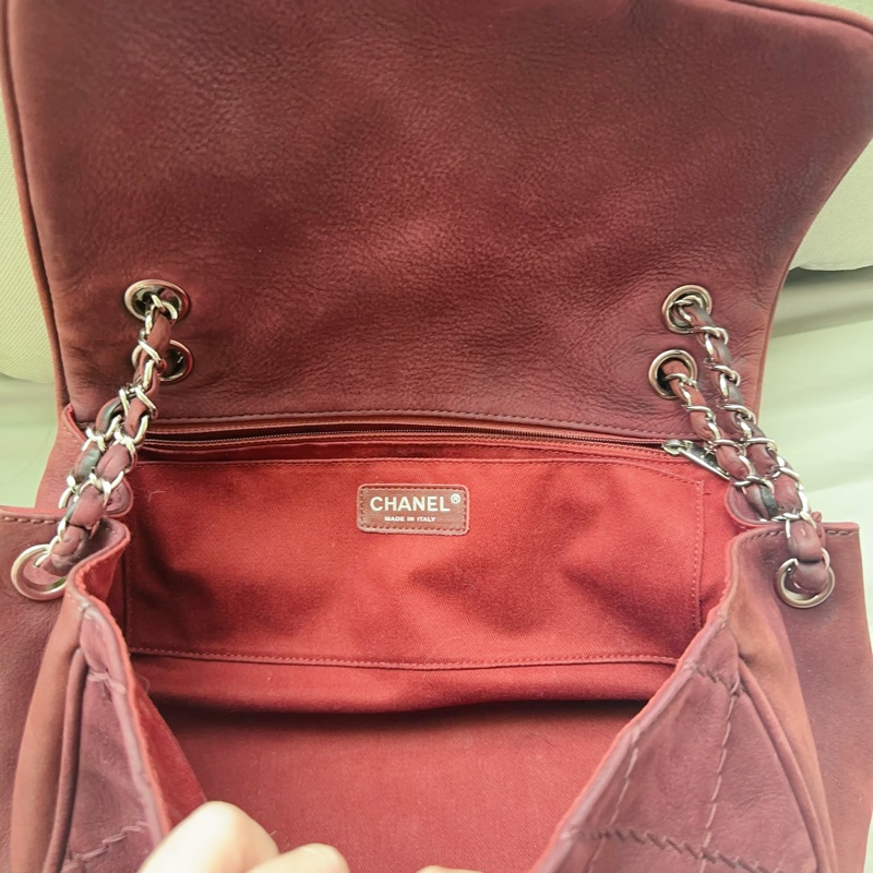 ✨4萬5帶走✨香奈兒機場包✨Chanel 香奈兒 勃艮第酒紅麂皮 機場包｜麻花鏈肩背/斜背 🈶標 近新 含盒袋-8