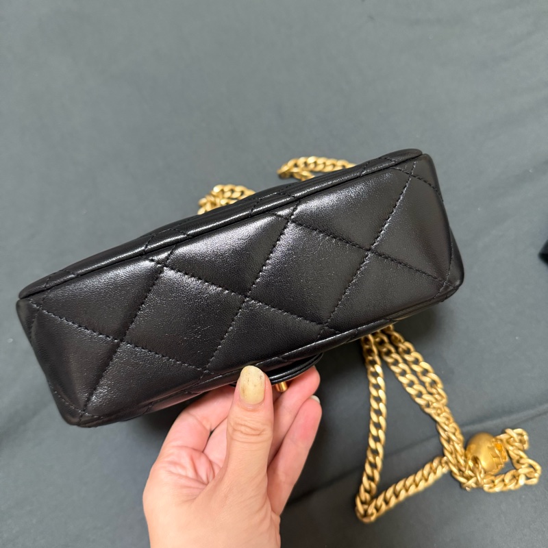 Chanel 愛心扣口蓋包-4