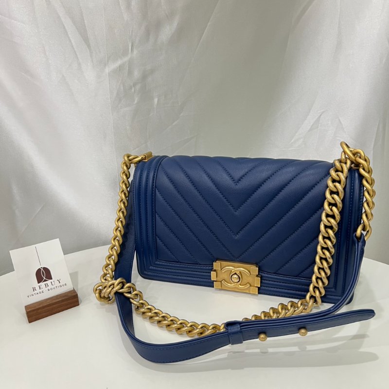 CHANEL 25開 藍山型紋金扣BOY25-0