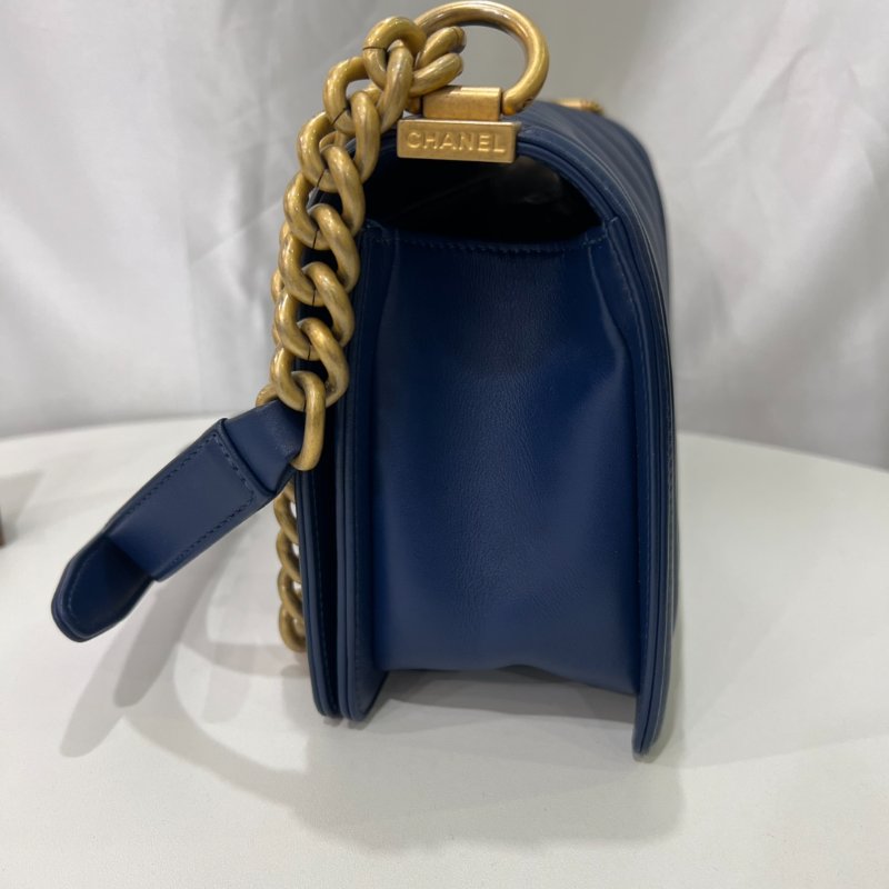 CHANEL 25開 藍山型紋金扣BOY25-1