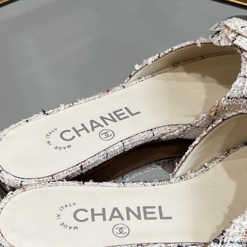 CHANEL 白粉毛尼山茶花拖鞋-7
