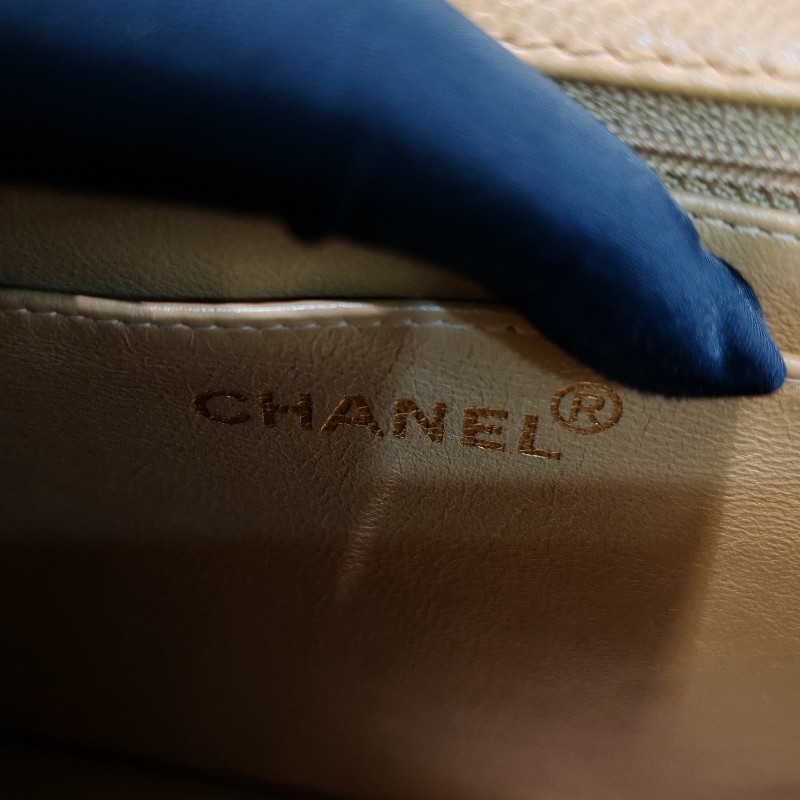 Chanel matelasse vintage bag-16