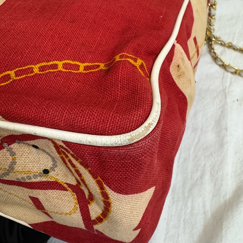 CHANEL 復古絲巾圖騰托特包-11