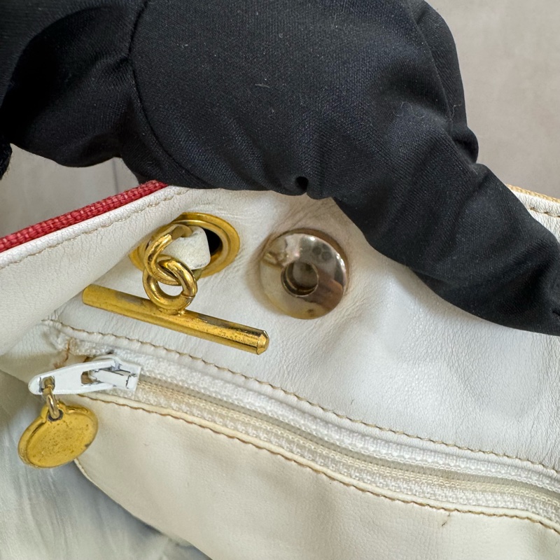 CHANEL 復古絲巾圖騰托特包-16