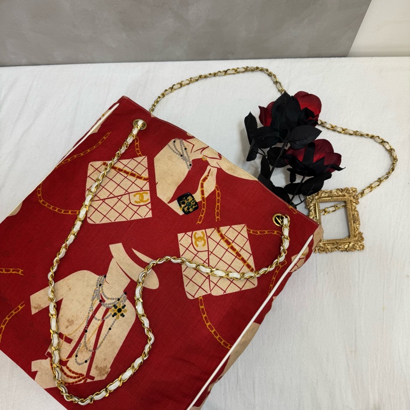 CHANEL 復古絲巾圖騰托特包-2