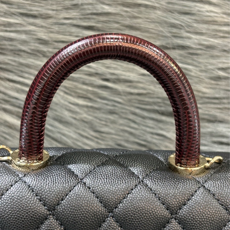 CHANEL AS2215 MINI HANDLE COCO 20 黑色荔枝皮 蜥蜴皮壓紋提把 金鍊 肩背包 手提包 斜背包-35