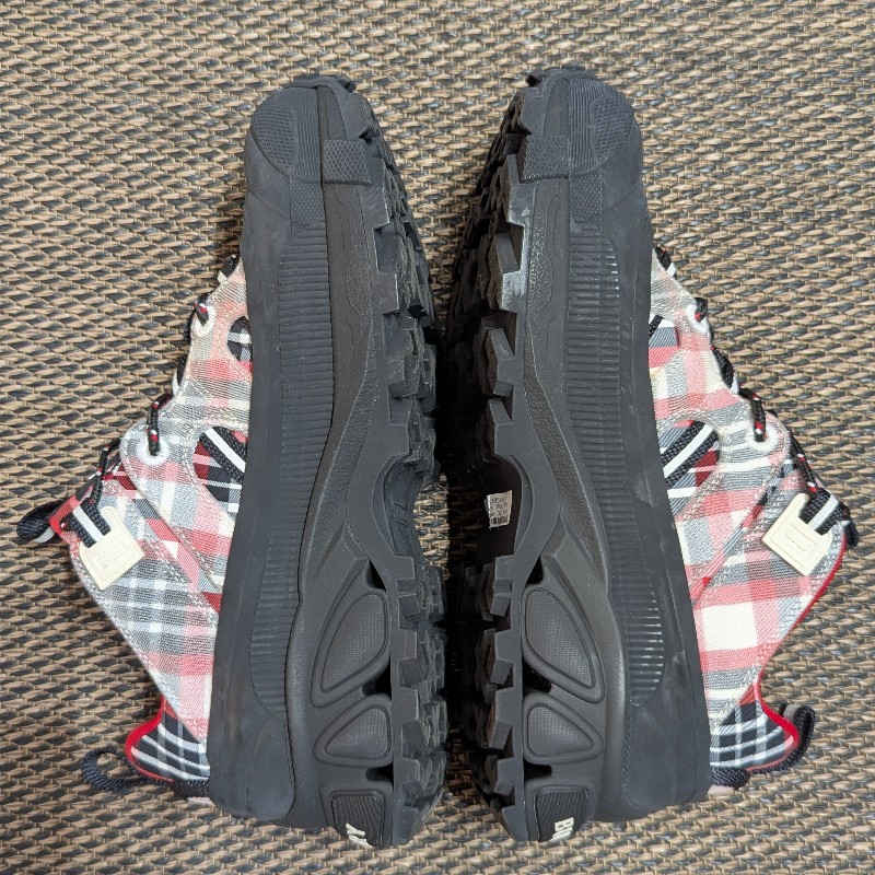 莉亞精品♡Burberry 黑紅老爹鞋38-3