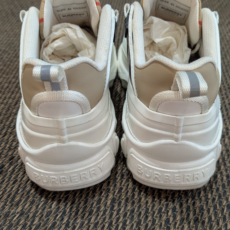 莉亞精品♡Burberry 經典白老爹鞋41-2