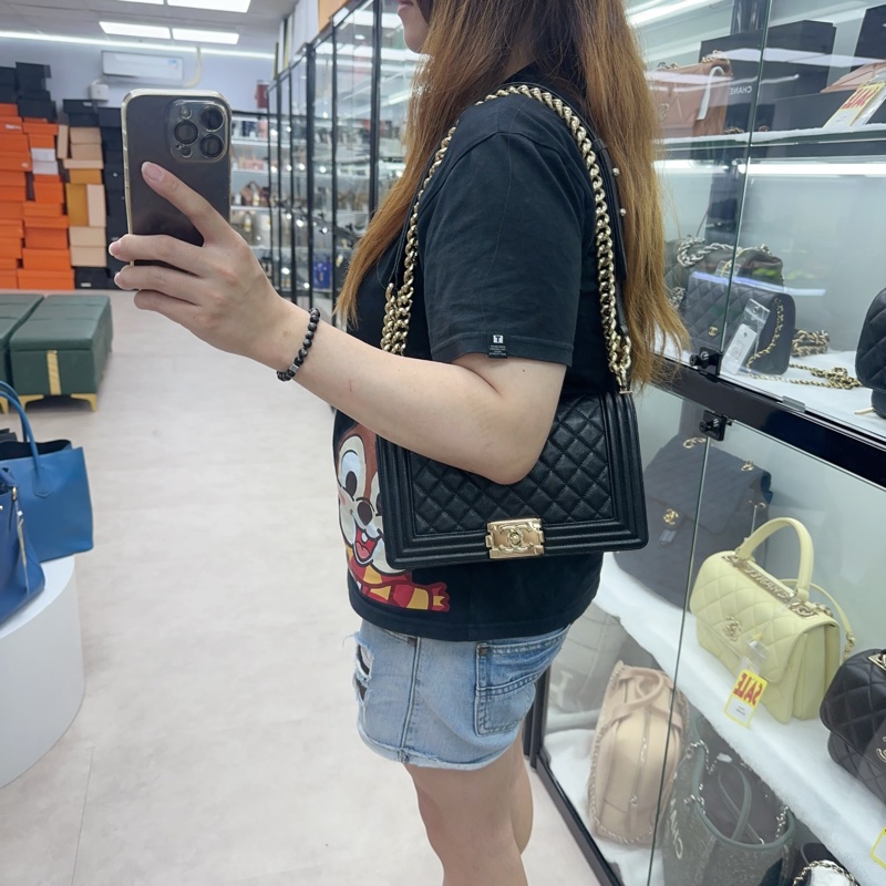 CHANEL LEBOY 黑金魚子醬皮 25cm MEDIUM Size-1