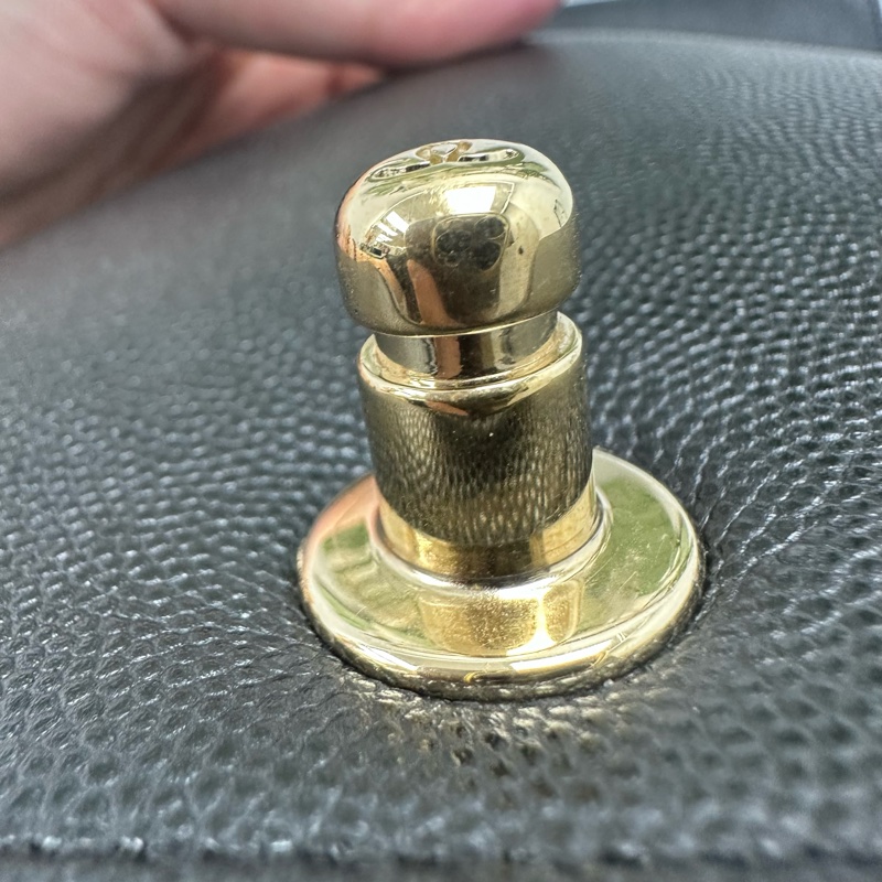 CHANEL LEBOY 黑金魚子醬皮 25cm MEDIUM Size-12