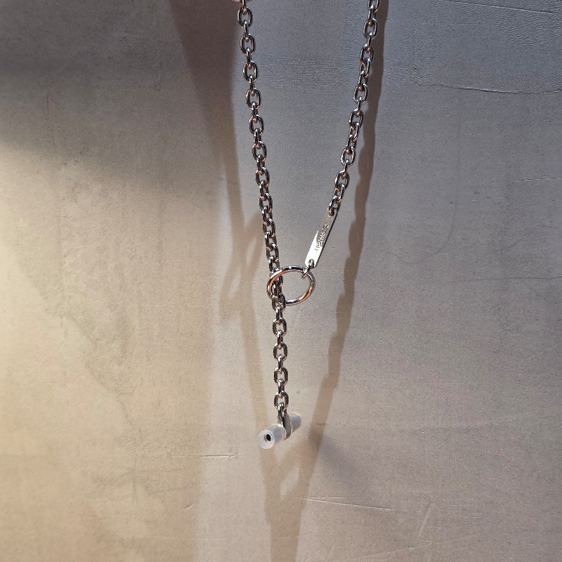 Hermès 琺瑯黑馬頭項鍊-3