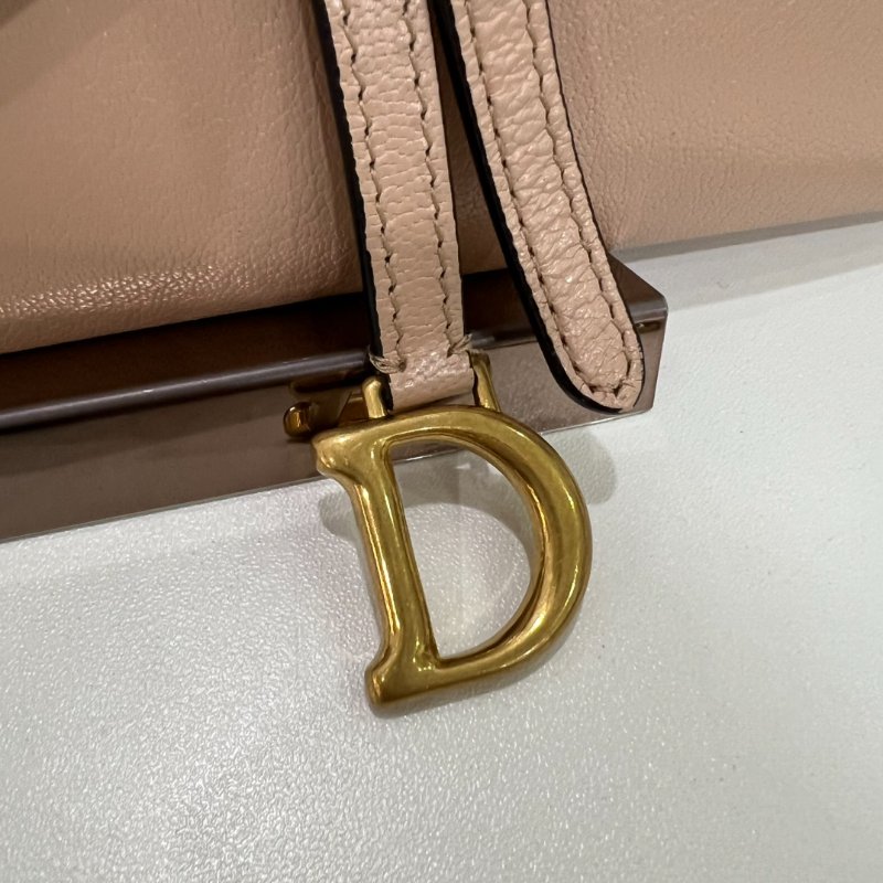 DIOR 奶茶皮革二合一WOC-7