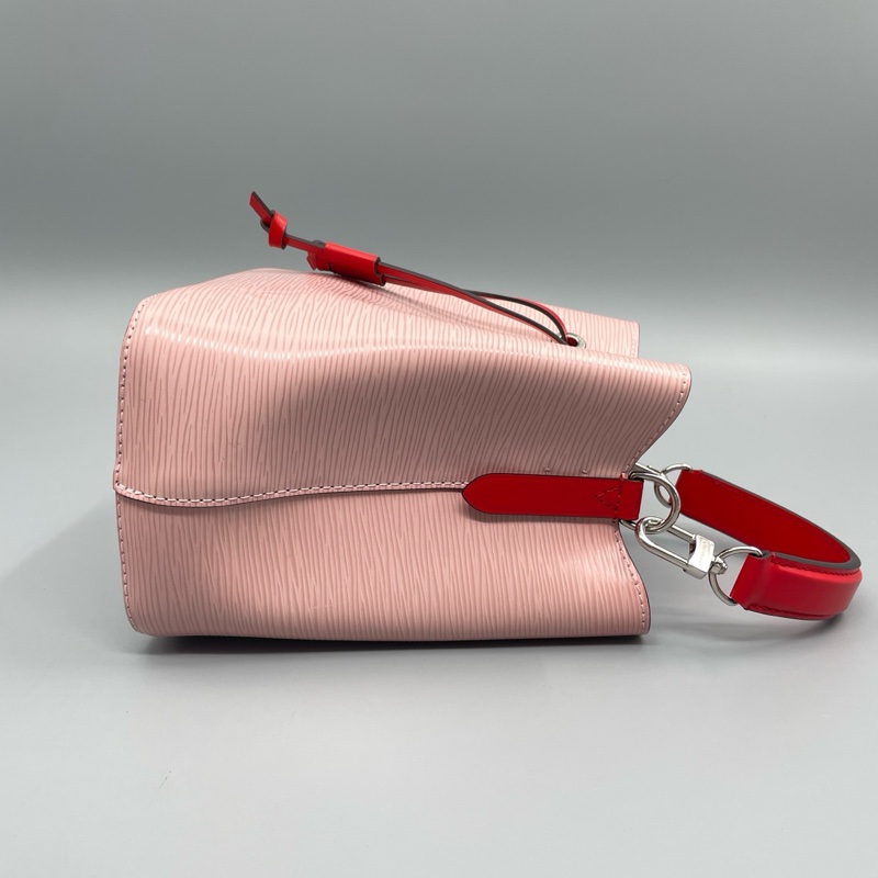 LV路易威登neonoe BB 水波紋粉水桶小號肩背包-4