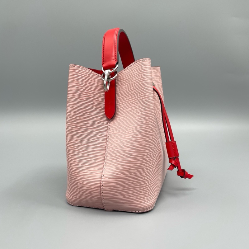 LV路易威登neonoe BB 水波紋粉水桶小號肩背包-7