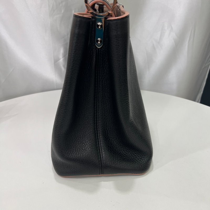 LV M24607 黑拚粉Capucines 大號-3