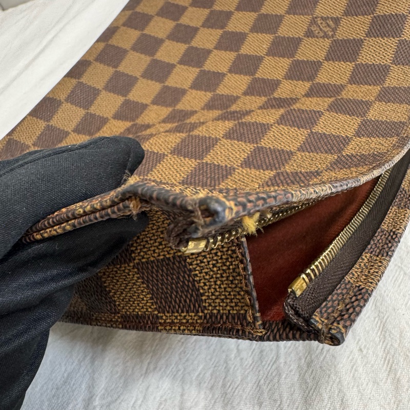 LV 棋盤格 手拿包-19