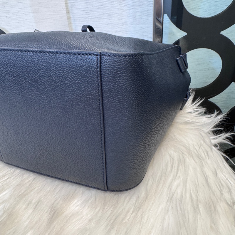 Loewe Small-Hammock 深藍牛皮小號吊床包 近全新-6