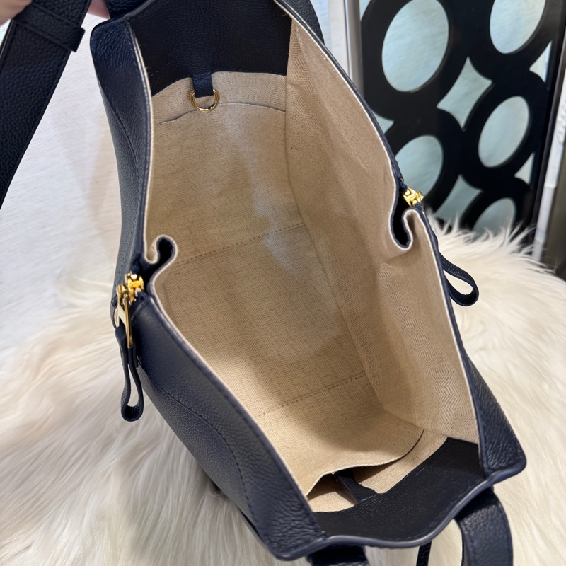 Loewe Small-Hammock 深藍牛皮小號吊床包 近全新-7