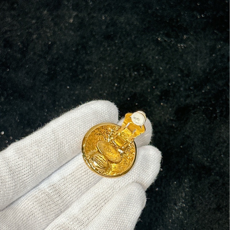 莉亞精品♡ Chanel圓金耳夾 二手美品-14
