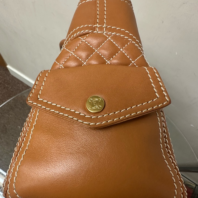 Celine Boogie駝色手袋-4