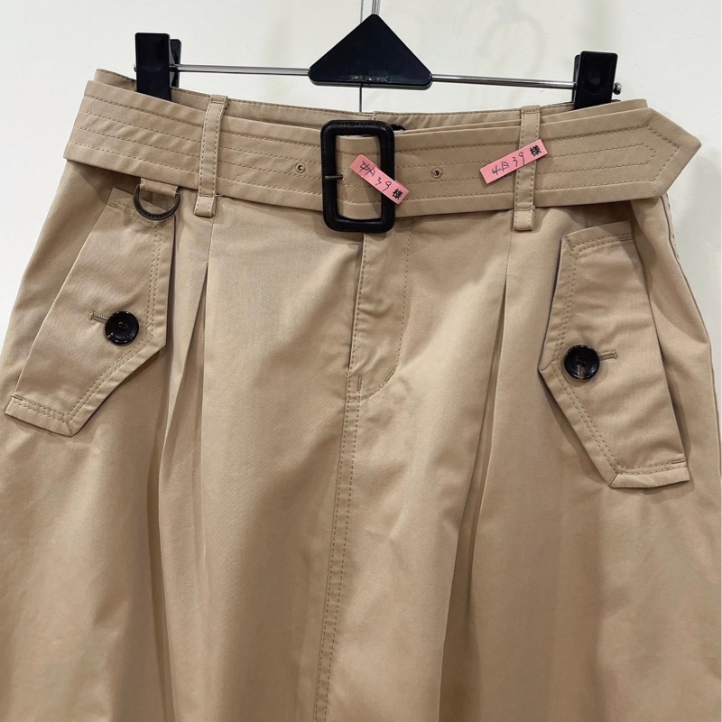 Burberry 黑標 腰帶花苞卡其裙-4